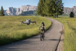 Drohne für Reisefotografie: Welches Gewicht, welche Flugzeit und welche Kamera du brauchst